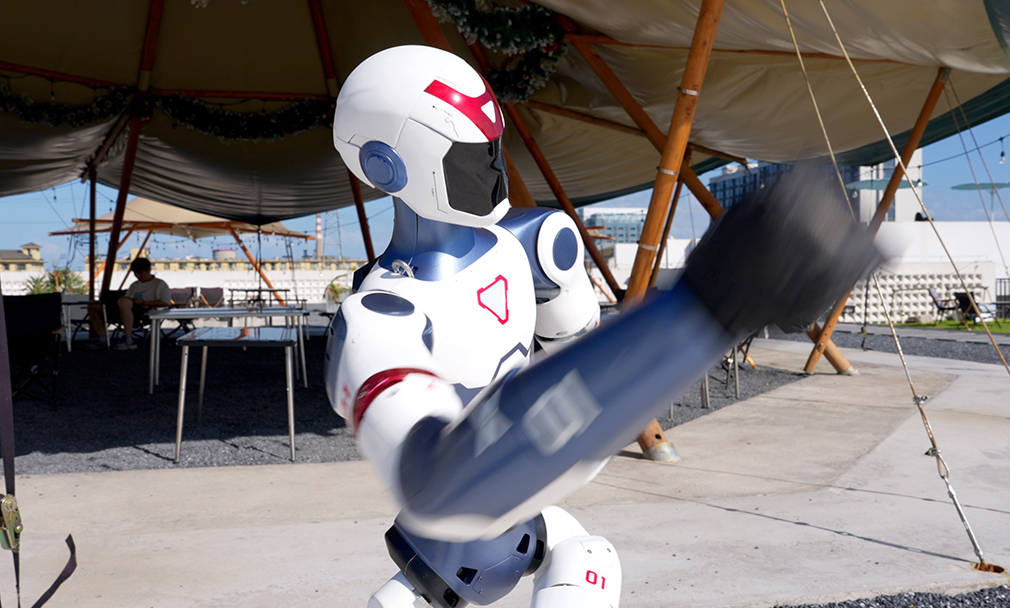 Unitree R1 Humanoid Robot
